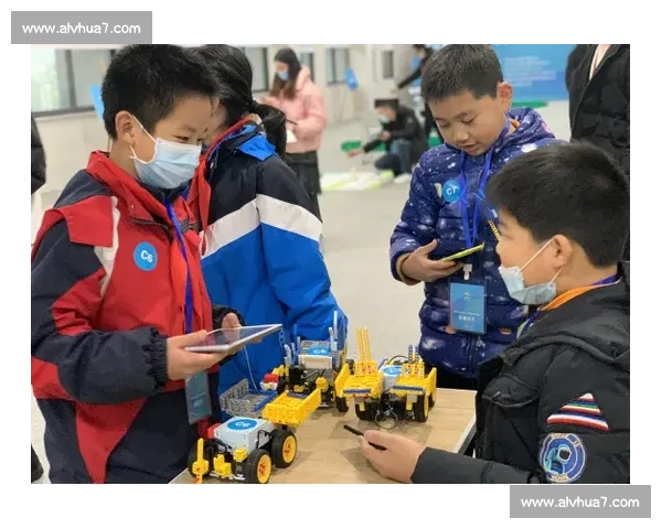 青春旋转之舞全国高校转笔达人创意技巧巅峰挑战赛 青春旋转之舞全国高校转笔达人创意技巧巅峰挑战赛